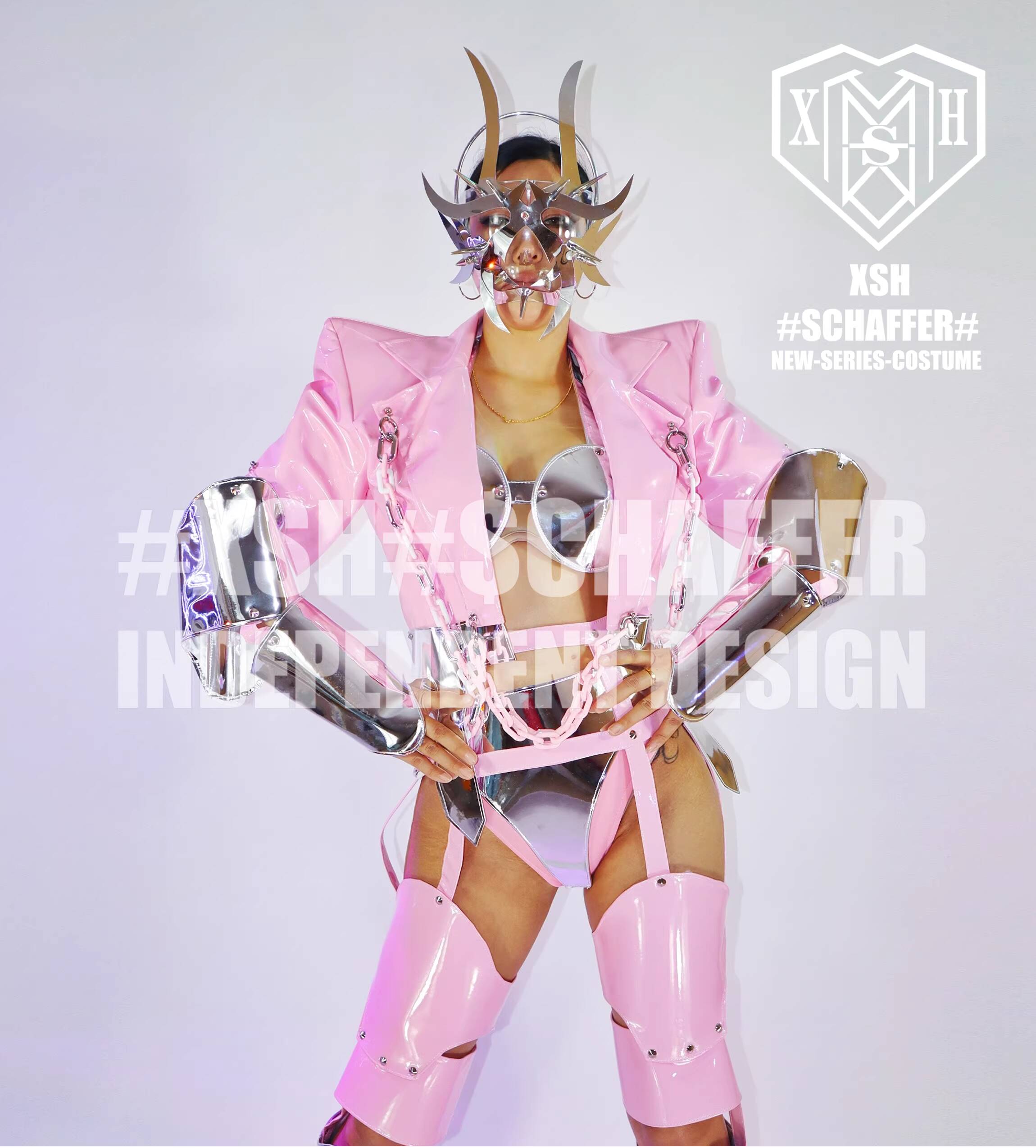 Halloween Nightclub Bar GOGO W - Tech Queen recension och pris