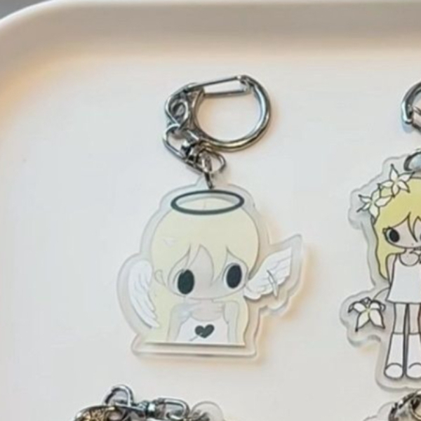 INS Japanese Angel Girl Acryli - Tech Girl Accessories recension och pris